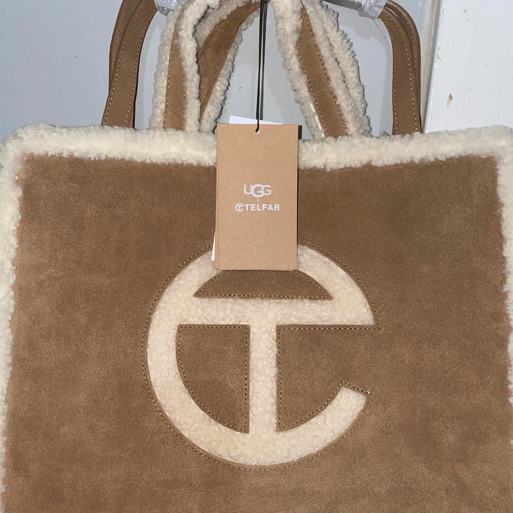 Ugg X Telfar Medium Chestnut Bag - Picture 1 of 8